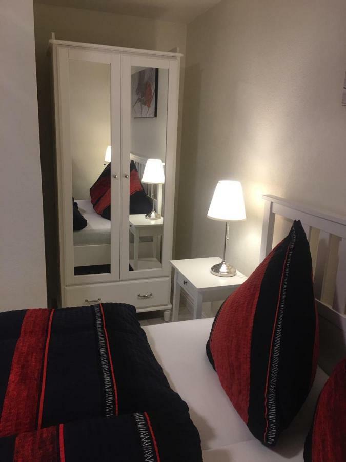 Aparthotel C'Est La Vie Saarlouis Esterno foto